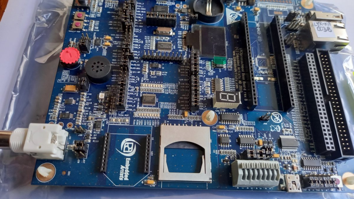 Conjunto LPCXpresso LPC1769: base board EA-XPR-021 + LPC1769 CPU board, 2014, vendidos en conjunto